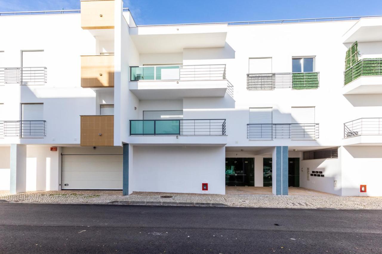 Sacha'S Sweet Home, Lovely 2 Bedroom Apartment, Walking Distance To Town, Beach And Marina Lagos Dış mekan fotoğraf
